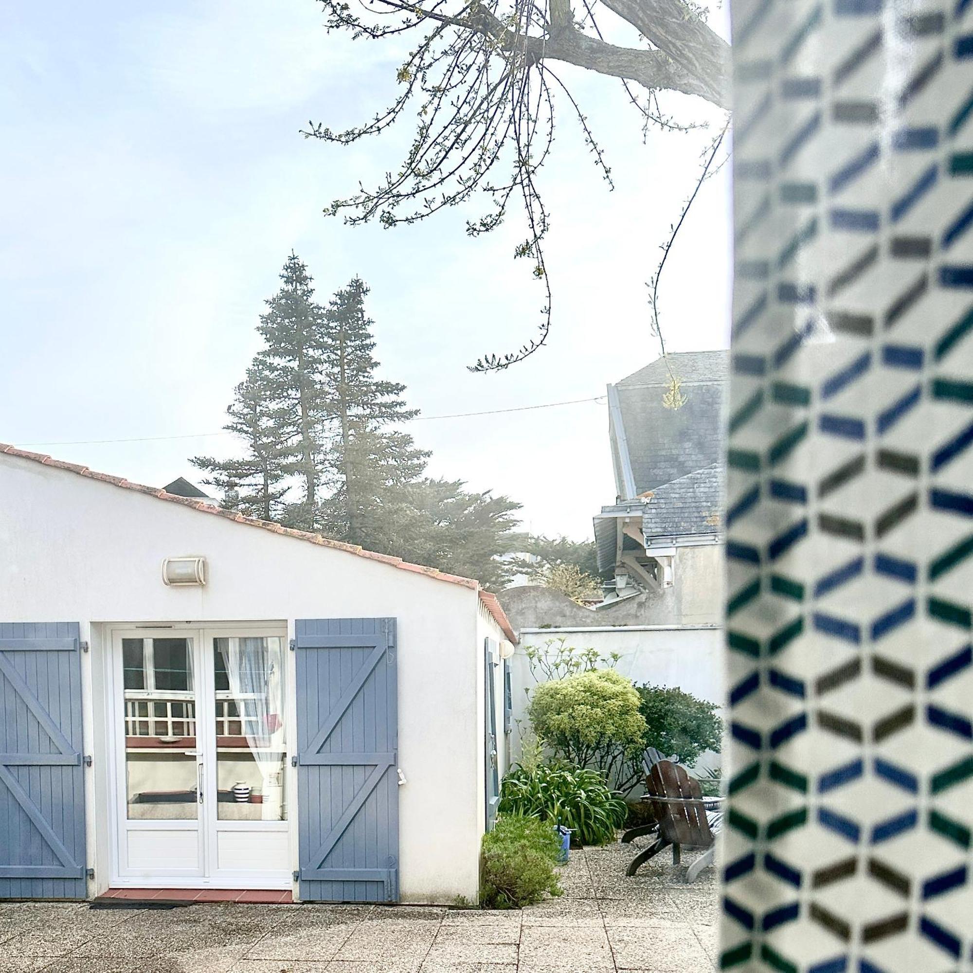 Villa "Mignon" Avec Studio Independant, Tout A Pied, Plage A 4 Mn, 6 Pers, 2 Sde Saint-Jean-de-Monts Exterior photo